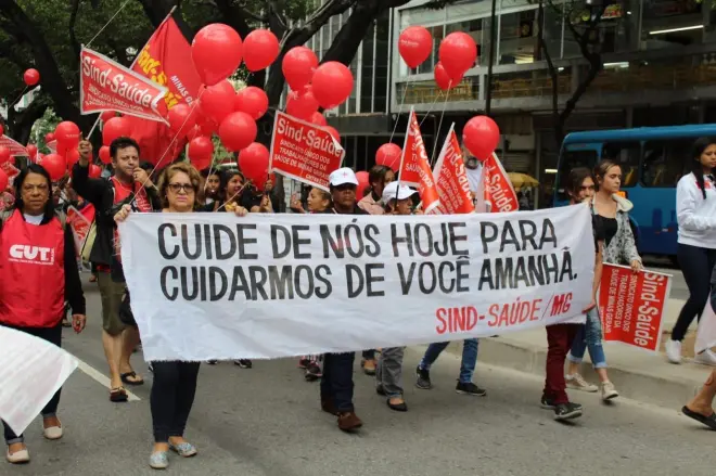 ‘Quem cuida também adoece’: saúde mental dos enfermeiros acende alerta em Minas Gerais