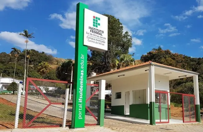 IFSULDEMINAS abre concurso com 19 vagas para professores e salários de até R$ 13,7 mil