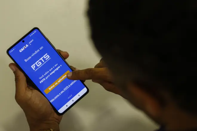 FGTS registra lucro de R$ 14,7 bilhões em 2025 e deve distribuir cerca de R$ 13 bilhões aos trabalhadores